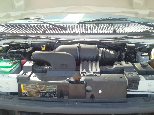2005 Ford Econoline Awd-turbo