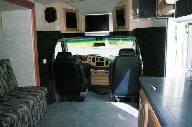 2005 Ford Econoline CREW XLT