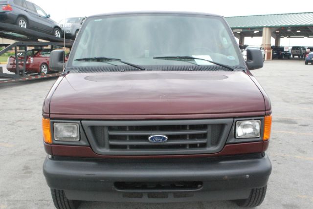 2005 Ford Econoline Awd-turbo