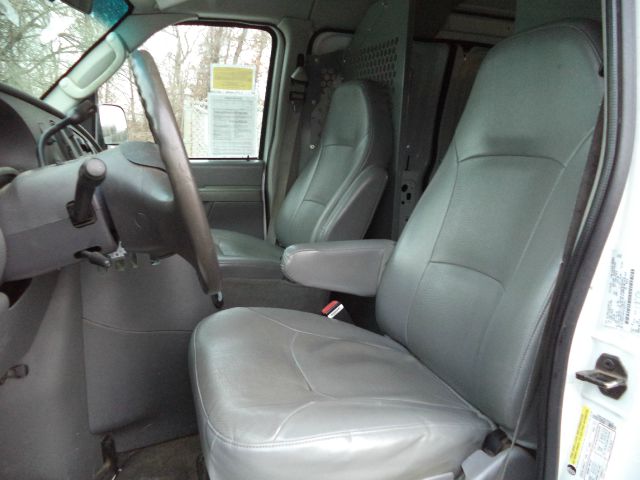 2005 Ford Econoline Awd-turbo