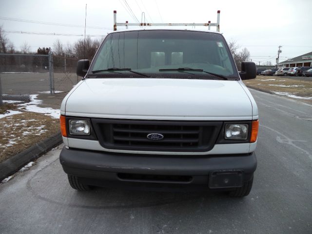2005 Ford Econoline Awd-turbo