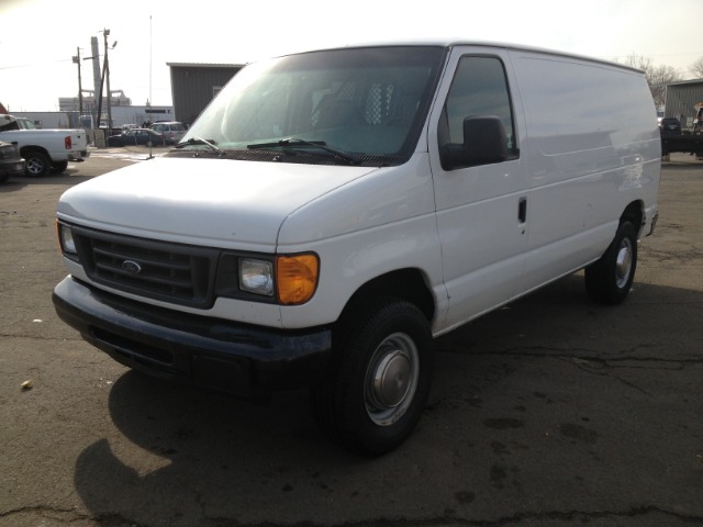 2005 Ford Econoline Awd-turbo