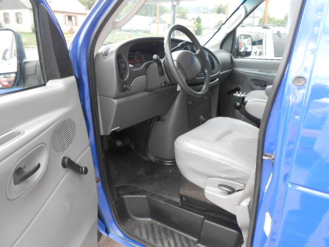 2005 Ford Econoline Awd-turbo