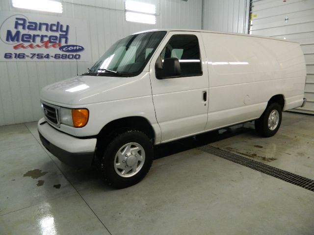 2006 Ford Econoline 4dr 4WD SLE Commercial