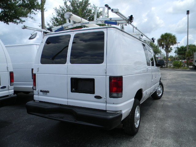 2006 Ford Econoline Awd-turbo