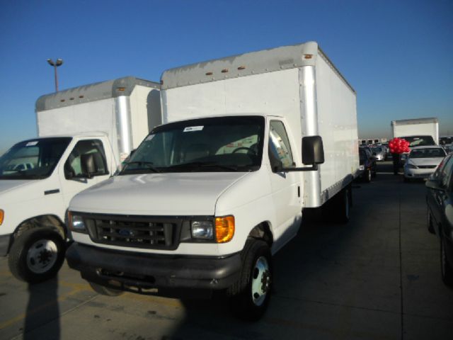 2006 Ford Econoline GT Deluxe Bullitt