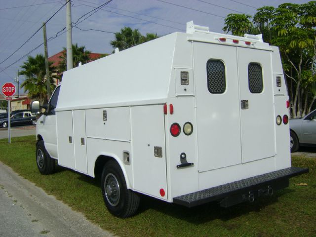 2006 Ford Econoline GT Deluxe Bullitt