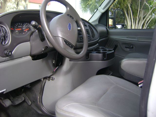 2006 Ford Econoline GT Deluxe Bullitt