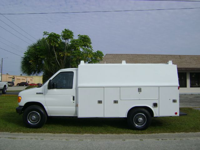 2006 Ford Econoline GT Deluxe Bullitt