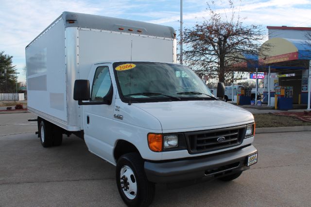 2006 Ford Econoline GT Deluxe Bullitt