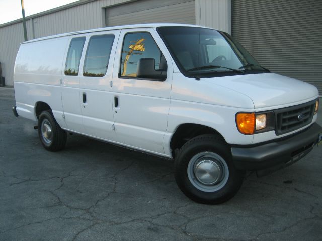 2006 Ford Econoline 2dr I4 Auto EX-L PZEV