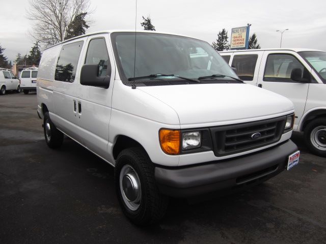 2006 Ford Econoline GT Deluxe Bullitt