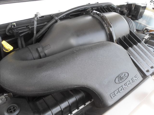2006 Ford Econoline GT Deluxe Bullitt