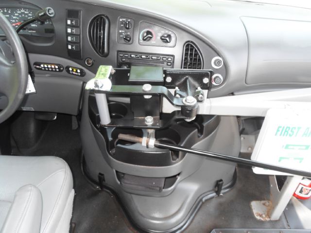 2006 Ford Econoline GT Deluxe Bullitt