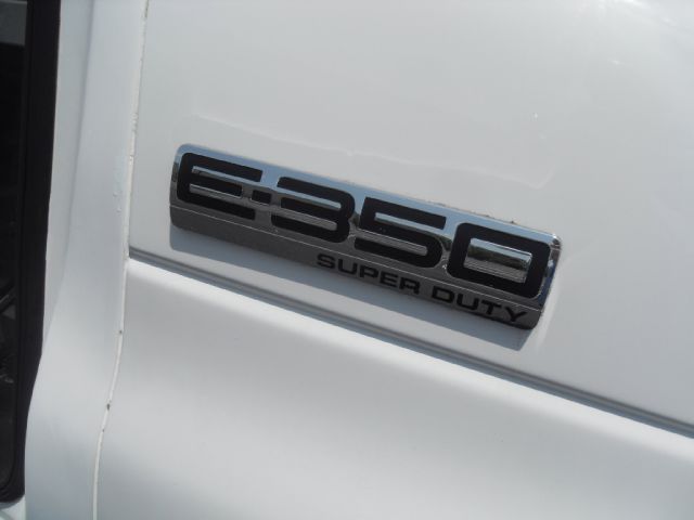 2006 Ford Econoline GT Deluxe Bullitt