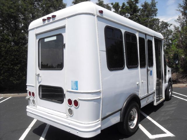 2006 Ford Econoline GT Deluxe Bullitt