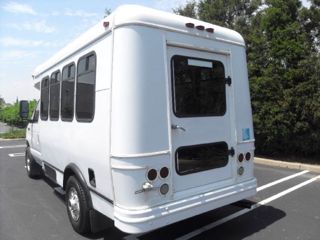 2006 Ford Econoline GT Deluxe Bullitt