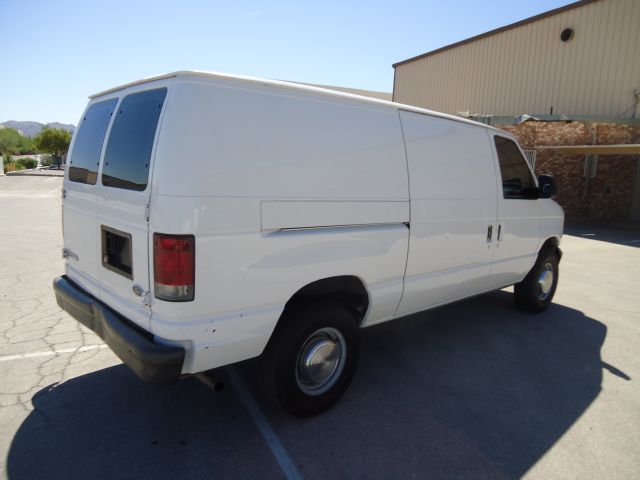 2006 Ford Econoline Awd-turbo
