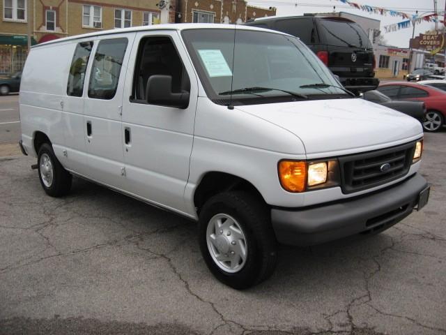 2007 Ford Econoline 5dr Wgn TS Sport Manual