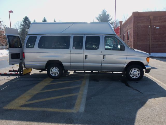 2007 Ford Econoline Awd-turbo