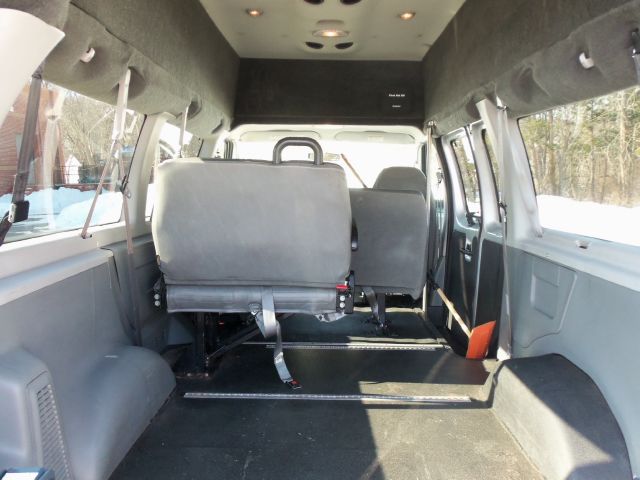 2007 Ford Econoline Awd-turbo
