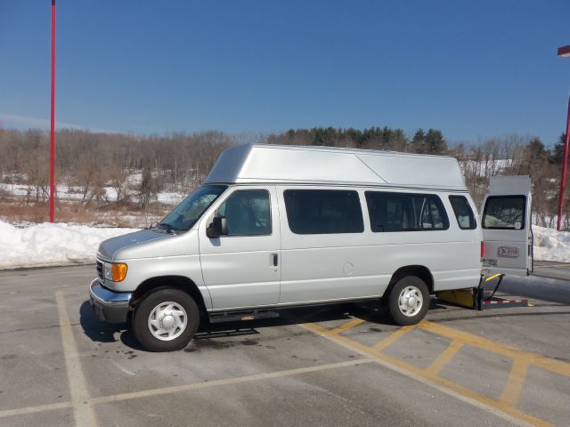 2007 Ford Econoline Awd-turbo