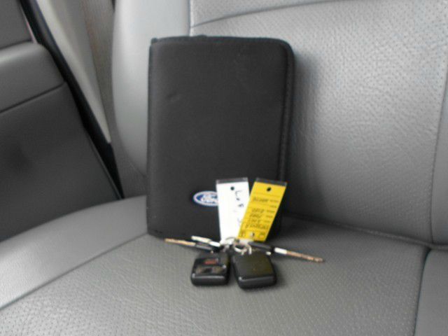 2007 Ford Econoline SE Truck