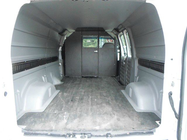 2007 Ford Econoline SE Truck