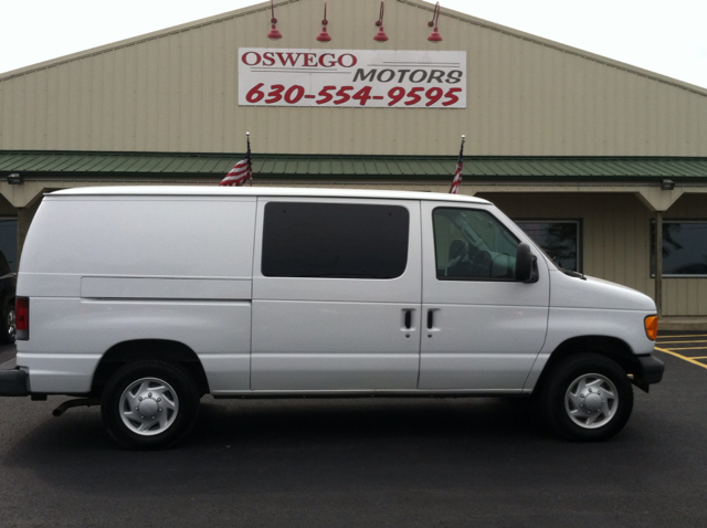 2007 Ford Econoline SE Truck