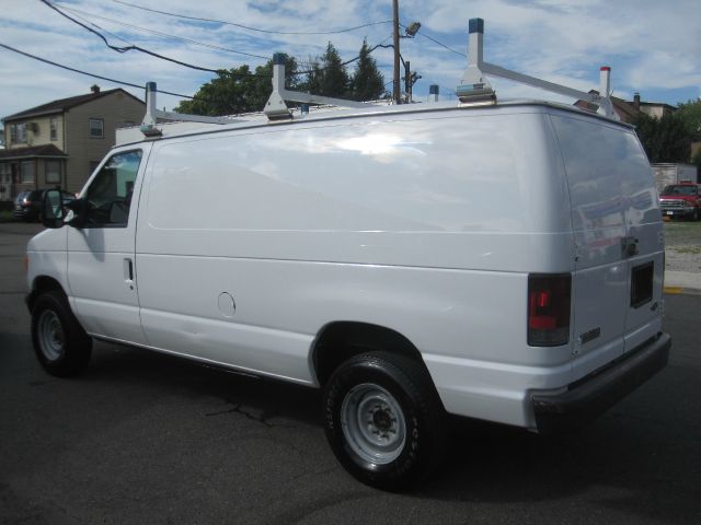 2007 Ford Econoline GT Deluxe Bullitt