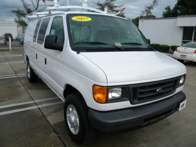 2007 Ford Econoline Awd-turbo