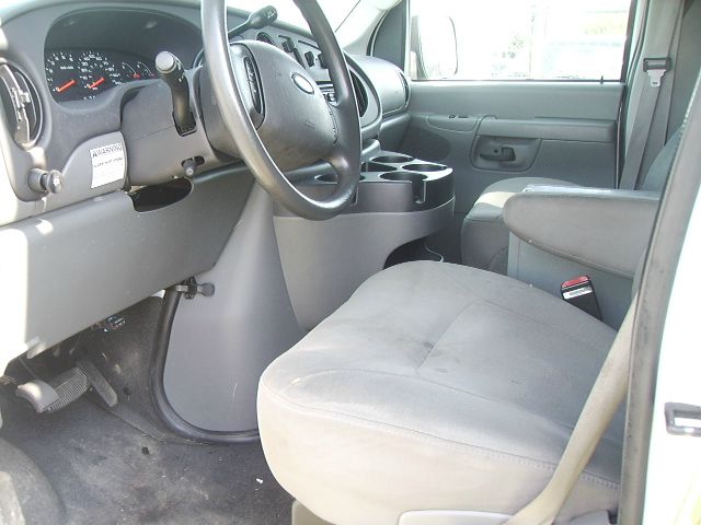 2007 Ford Econoline GT Deluxe Bullitt