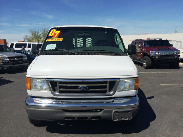 2007 Ford Econoline 4dr 4WD SLE Commercial
