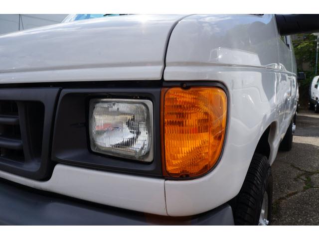 2007 Ford Econoline Awd-turbo