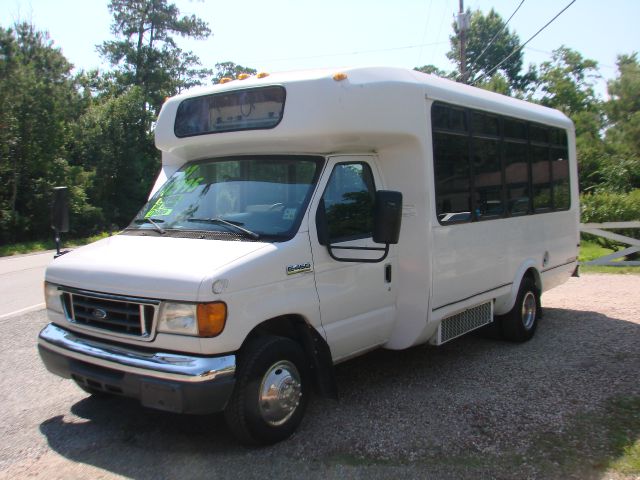 2007 Ford Econoline 3.8 Sedan