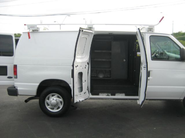 2007 Ford Econoline GT Deluxe Bullitt