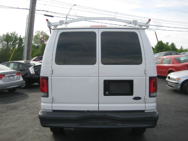2007 Ford Econoline GT Deluxe Bullitt