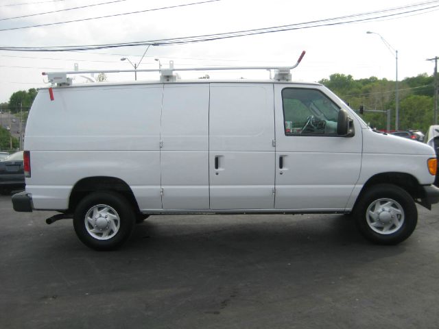 2007 Ford Econoline GT Deluxe Bullitt