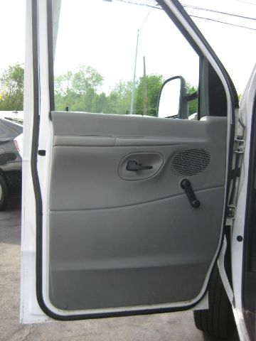 2007 Ford Econoline GT Deluxe Bullitt