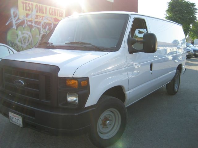 2008 Ford Econoline SE Truck