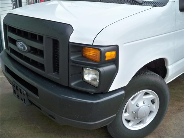 2008 Ford Econoline Awd-turbo
