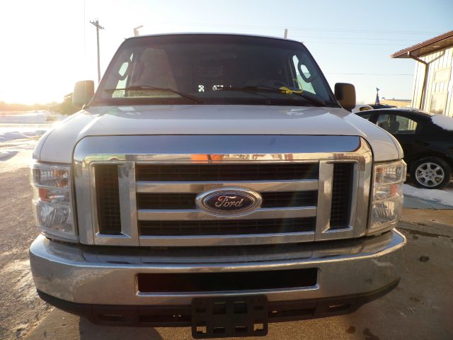 2008 Ford Econoline SE Truck