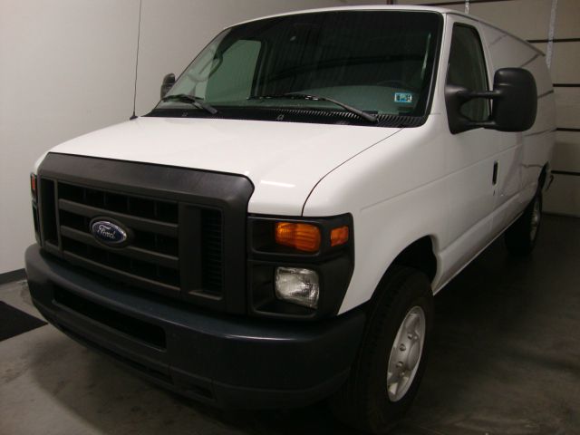 2008 Ford Econoline GT Deluxe Bullitt