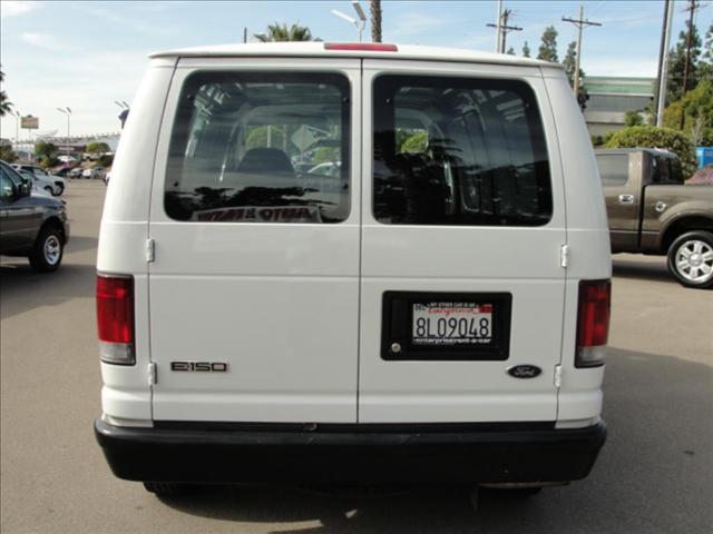 2008 Ford Econoline Unknown