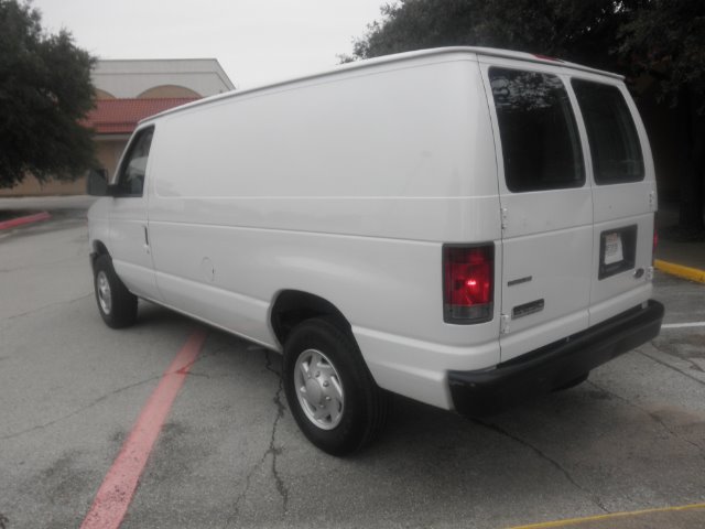 2008 Ford Econoline Awd-turbo