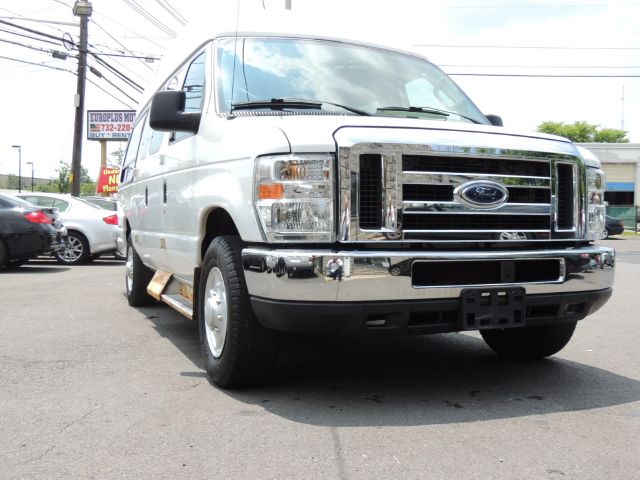 2008 Ford Econoline Xe-v6-crew Cab-4x4-loaded