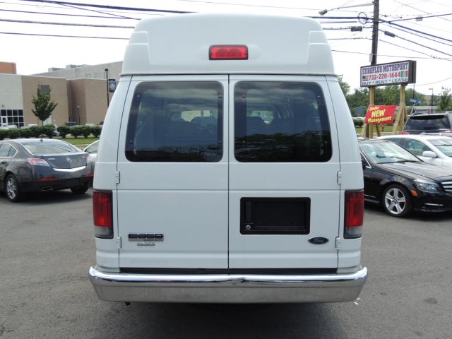 2008 Ford Econoline Xe-v6-crew Cab-4x4-loaded