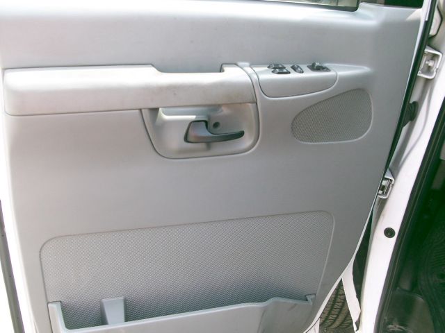 2008 Ford Econoline SE Truck