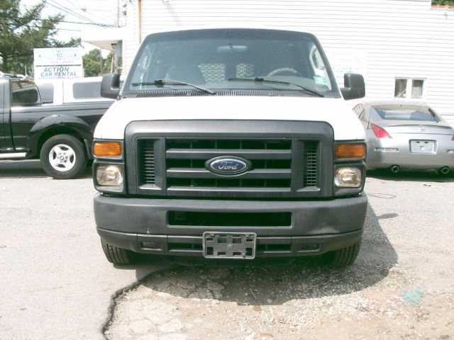 2008 Ford Econoline SE Truck