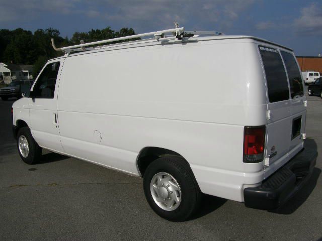 2008 Ford Econoline SE Truck